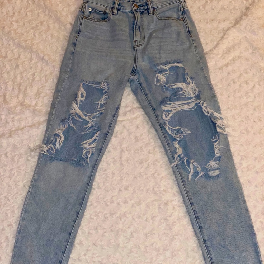 Distressed AE Mom Jeans